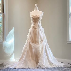 Anya Corset Wedding Dress